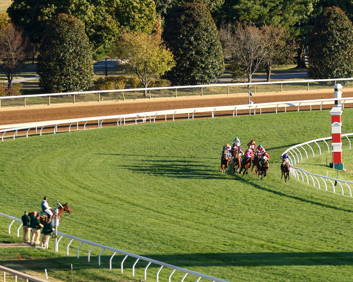 AGATE - 100426 - Race 10 - KEE The Castle & Key Bourbon G2 - Aerial Turn 01