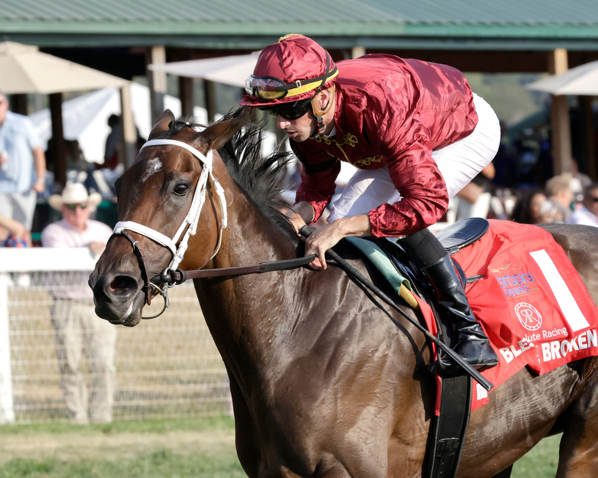 BLESS THE BROKEN - The Kentucky Downs Lady Turf G2 - 09-05-26 - R09 - KD - Inside Finish 02