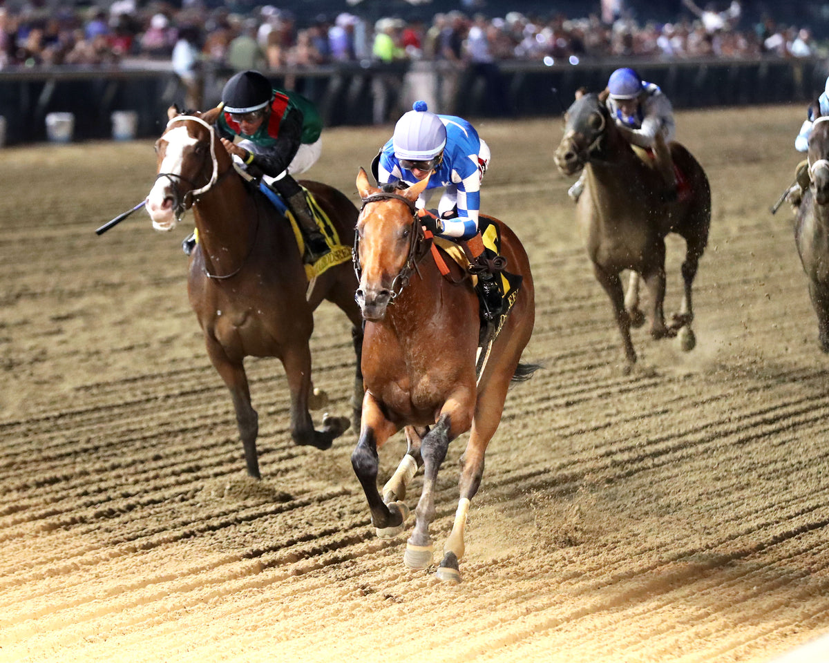 DOUBLECENTS - 091926 - Race 06 - CD- Inside Finish