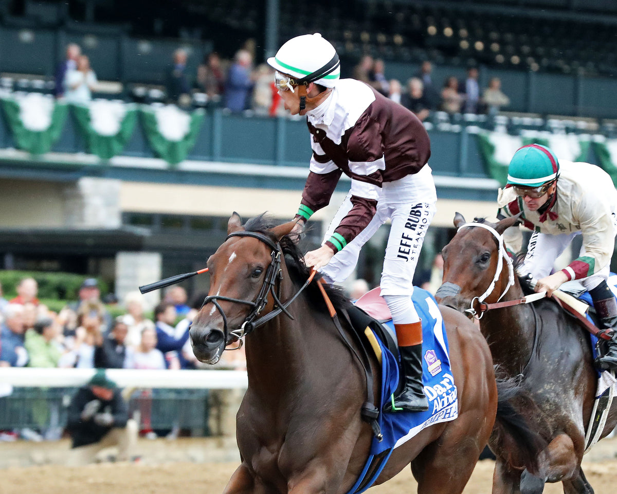 EMPHATIC - 100226 - Race 09 - KEE The Darley Alcibiades G1 - Inside Finish 02