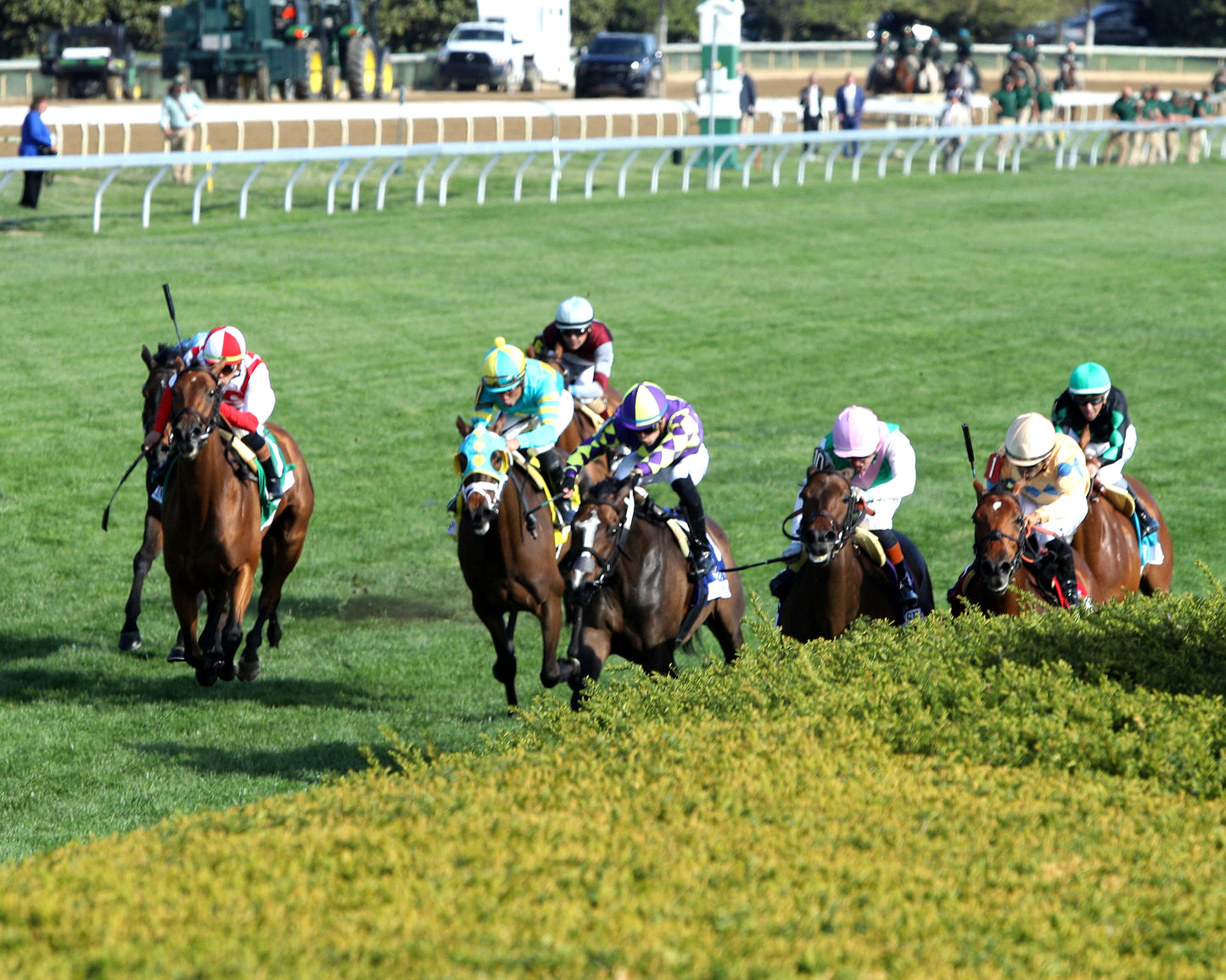 EXPENSIVE QUEEN - Jenny Willey G1 - 38th Running - 04-11-26 - R09 - KEE - Under Rail 01 - Coady Media - Kurtis Coady Photography