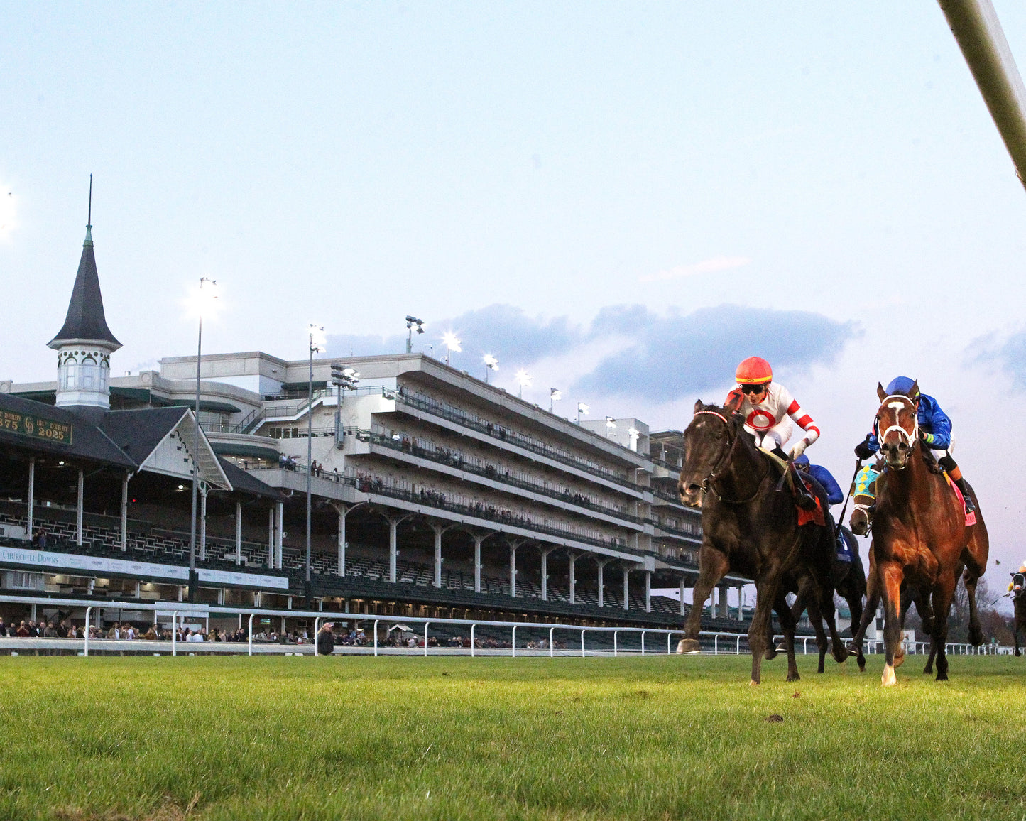 GIOCOSO - 112225 - Race 10 - CD - Under Rail 01