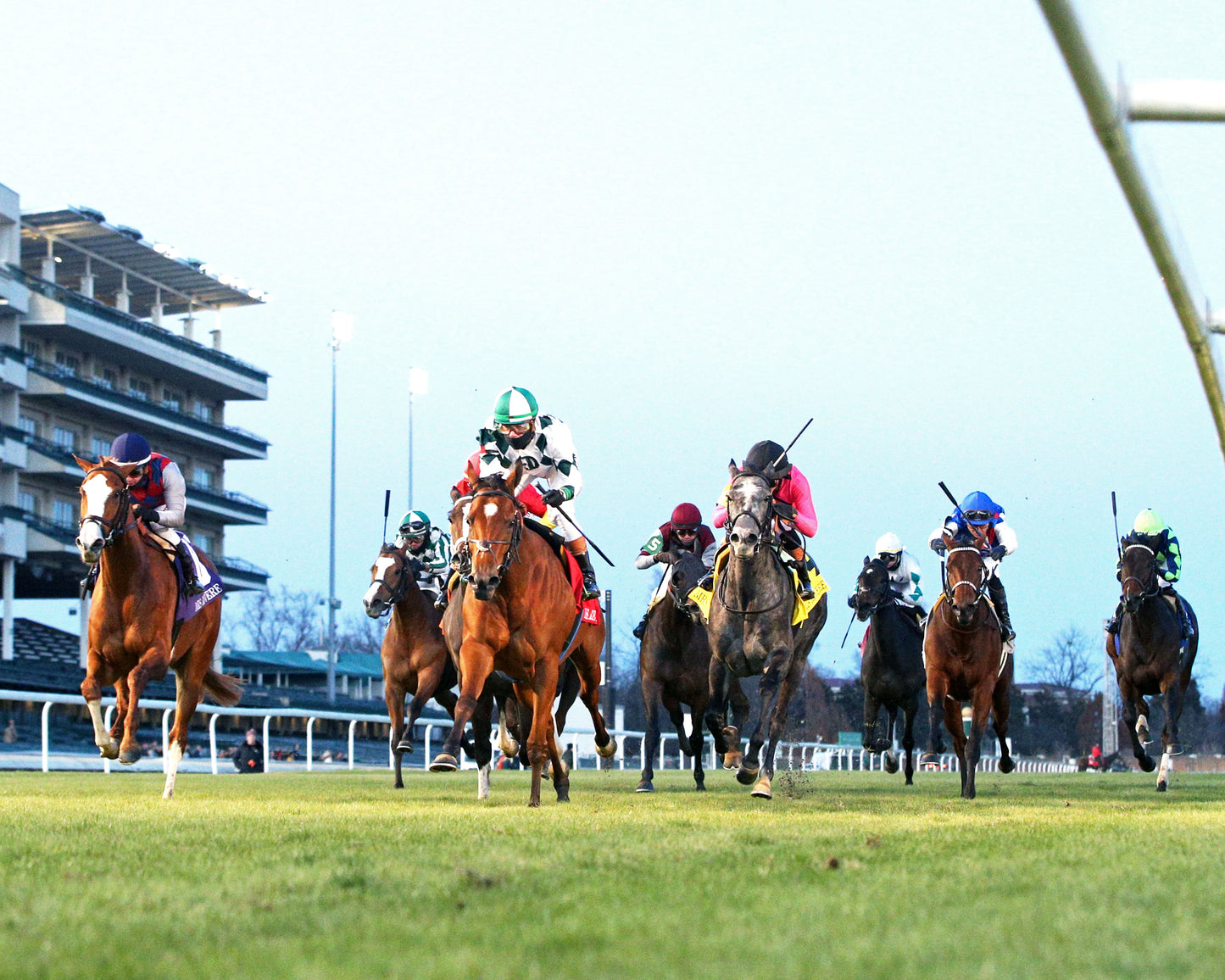 LUSH LIPS - 11-28-25 - R10 - CD - Under Rail 01