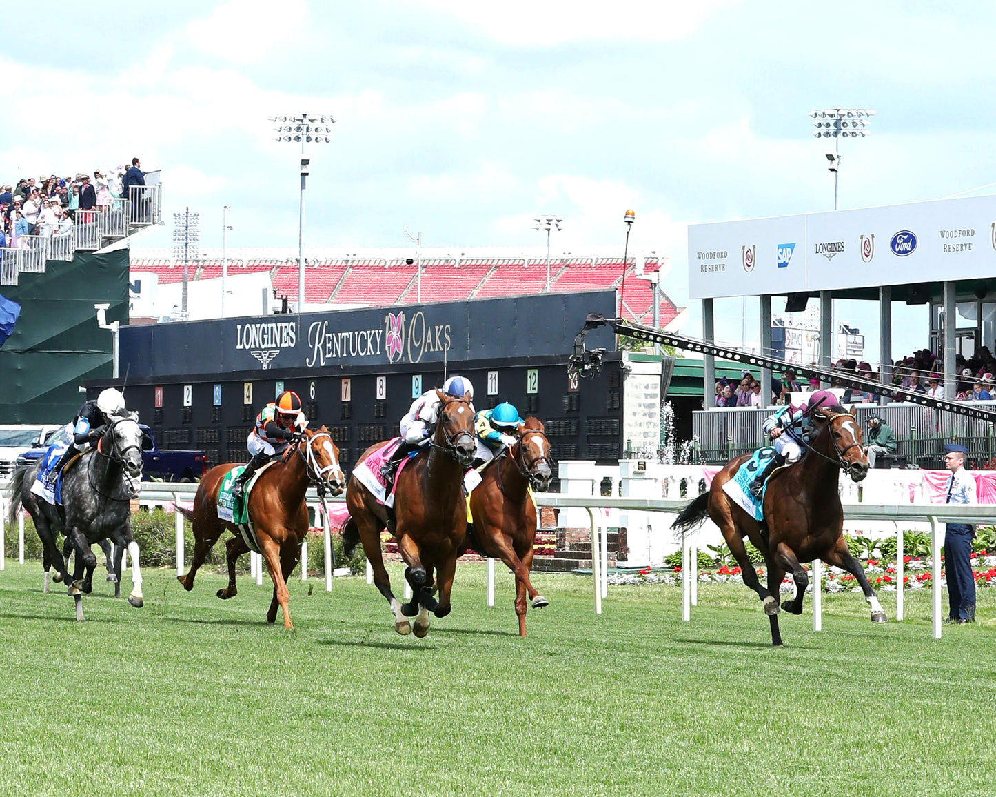 MOON SPUN - 050126 - Race 07 - CD - Stretch Drive 01 - Coady Media - Kurtis Coady Photography
