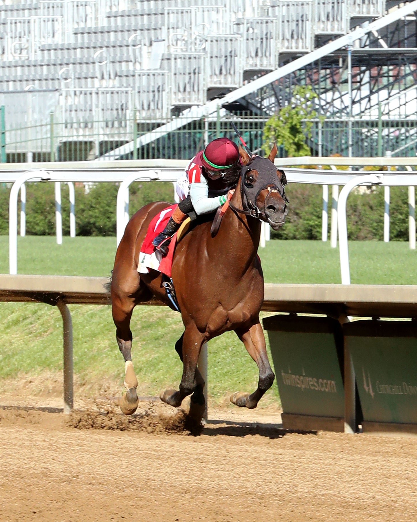 ONE MAGIC PHILLY - The Roxelana Stakes - 04-25-26 - R09 - CD - Look Back 01 - Coady Media - Kurtis Coady Photography