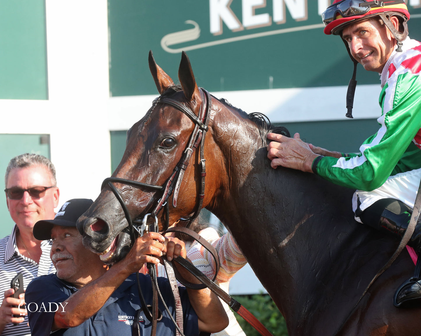 PHAROAH'S WINE - The Mint One Dreamer - 09-04-25 - R09 - KD - Head Shot 01 - Coady Media - Kurtis Coady Photography