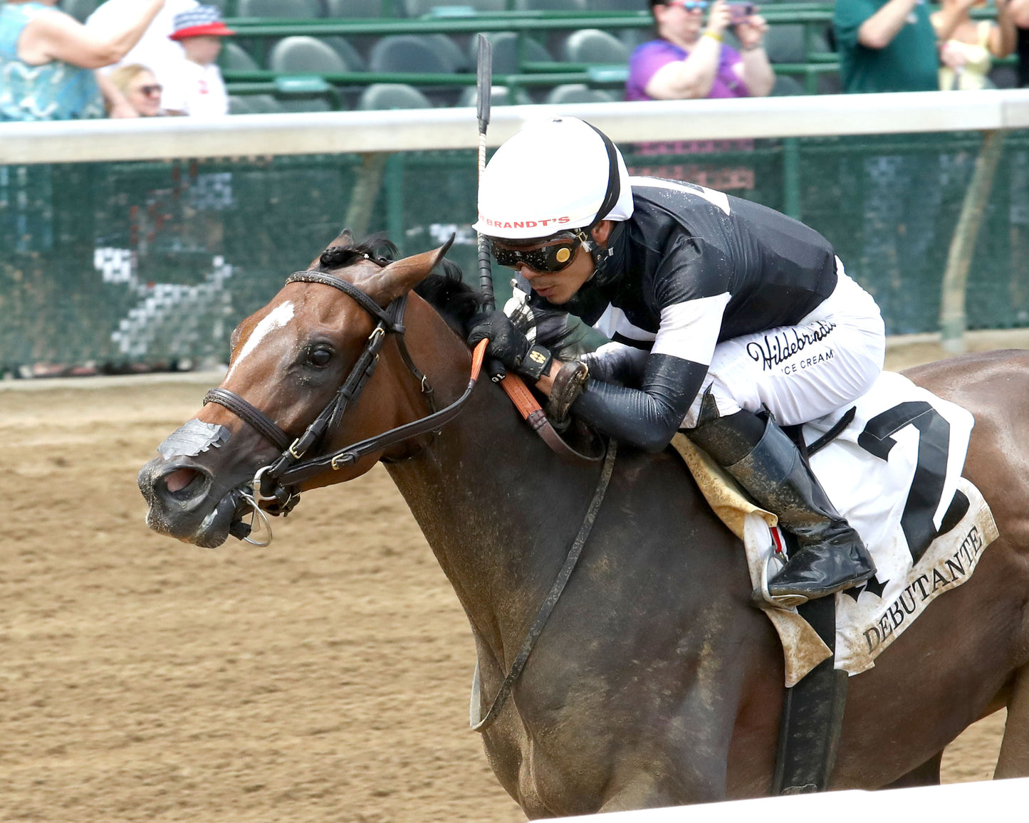 PIERETTE - 062826 - Race 07 - CD - Inside Finish 03