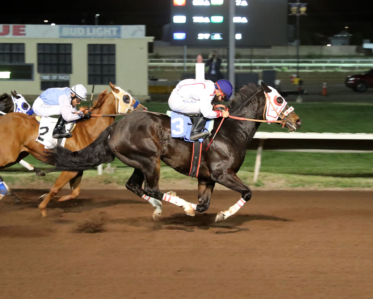 RLH FOURONTHEFLOOR - The Casino at the Downs Quarter Horse Stakes - 10-18-25 - R05 - The Downs at Albuquerque - Aerial Finish 01