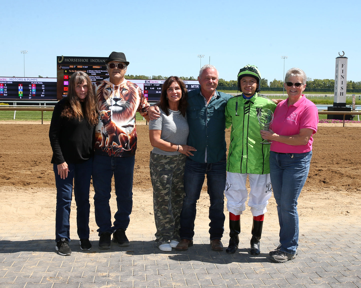 TW NO BEACH SECRETS - QHRAI Stallion Service Auction Futurity Juvenile - 08-30-25 - R07 - Horseshoe Indiana - Presentation 01 - Sammantha Pagels - Coady Media - Kurtis Coady Photography