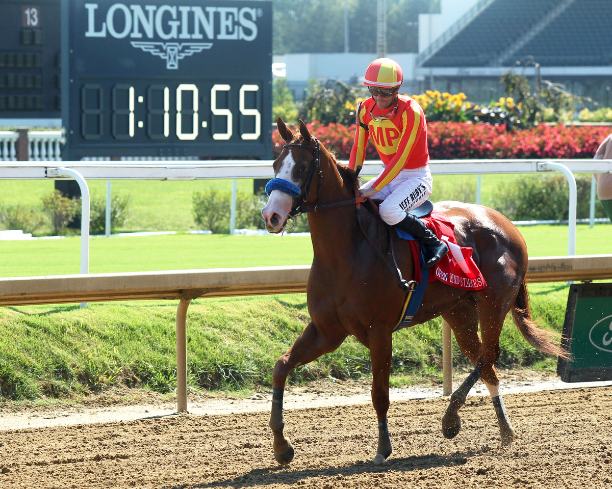 USHA - 091226 - Race 06 - CD - Comeback-05