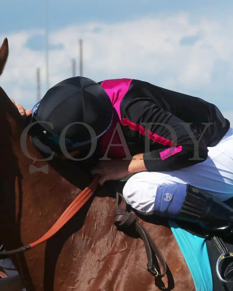 Best Cupcake - Ellen’s Lucky Star 16Th Running 07-06-24 R09 Ind Kiss 01 Indiana Grand