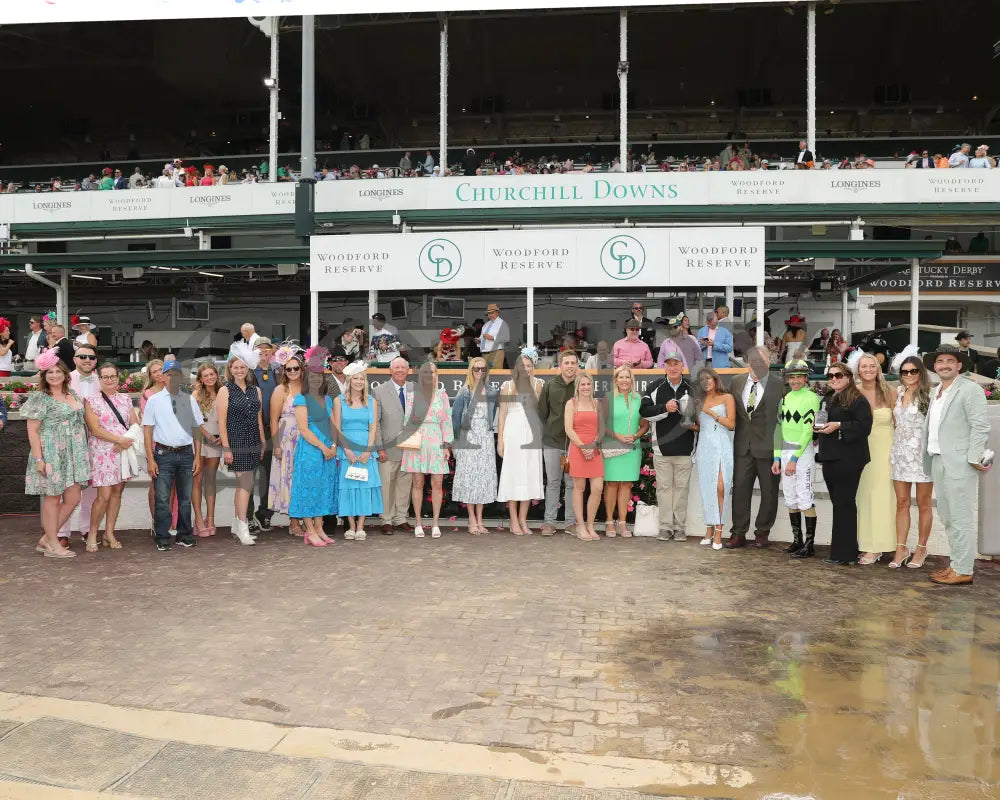 BRILLIANT BERTI - 050125 - Race 10 - CD - Presentation 01 Churchill Downs