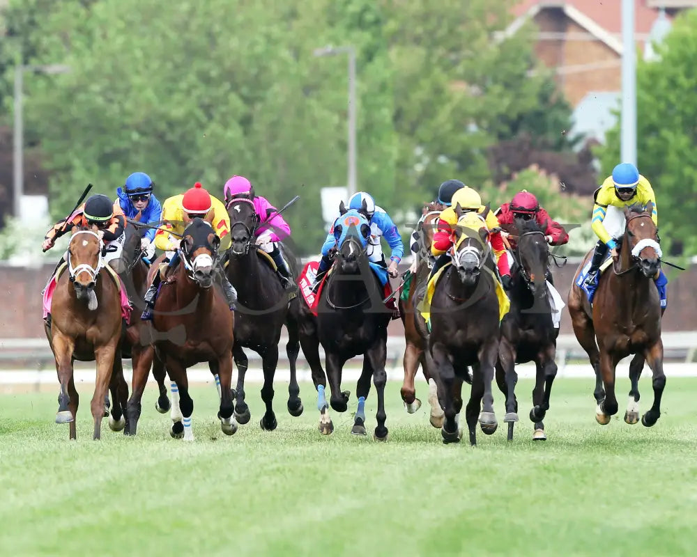 Fast Boat - The Twin Spires Turf Sprint G2 04-30-21 R10 Cd Head On 001 Churchill Downs