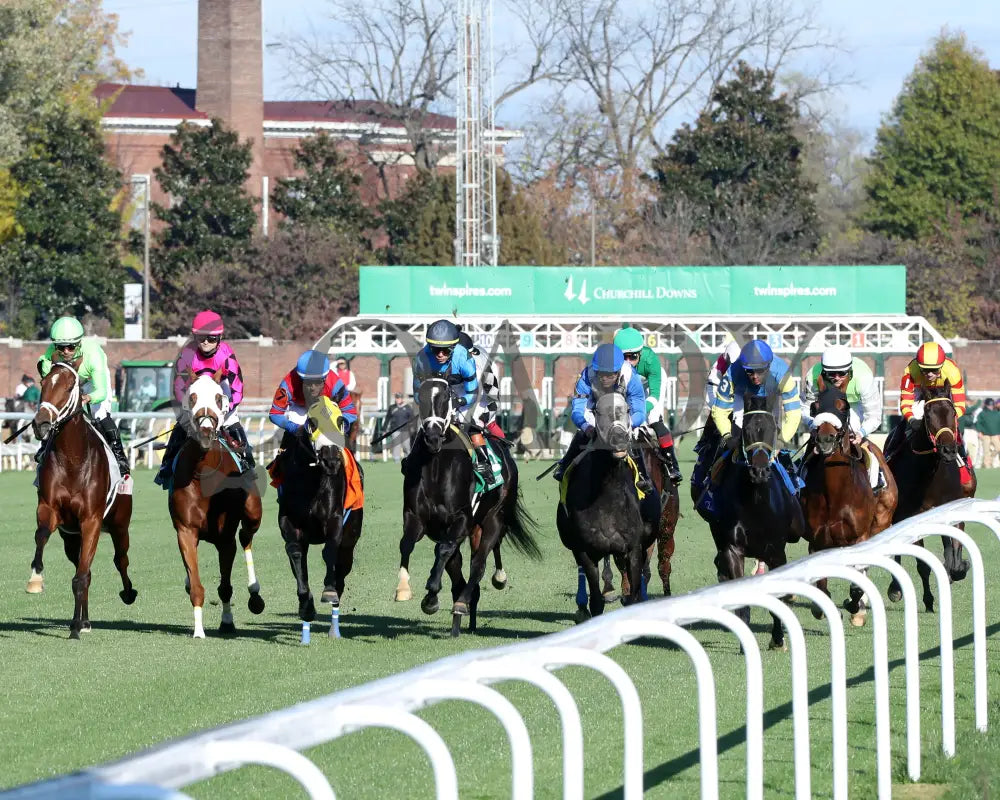 Ghostly Gal - The Tiara Claiming Crown #5 11-16-24 R05 Cd Inside First Pass 01 Churchill Downs
