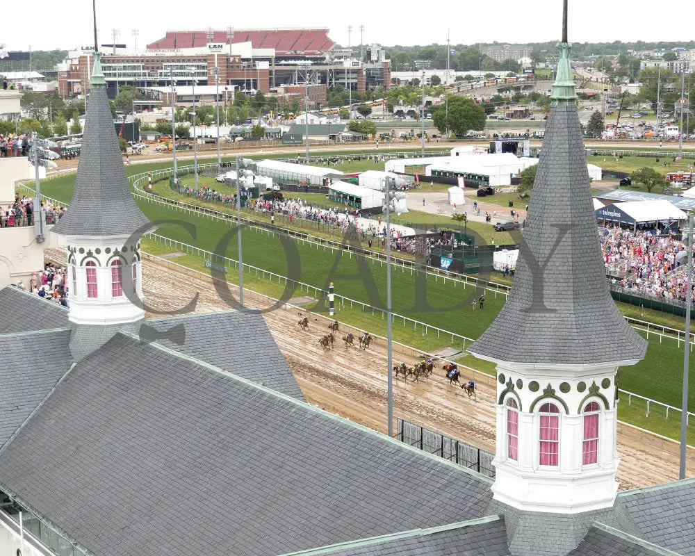 GOOD CHEER - The Longines Kentucky Oaks G1 - 151st Running - 05-02-25 - R11 - CD - Aerial Finish 05 Churchill Downs