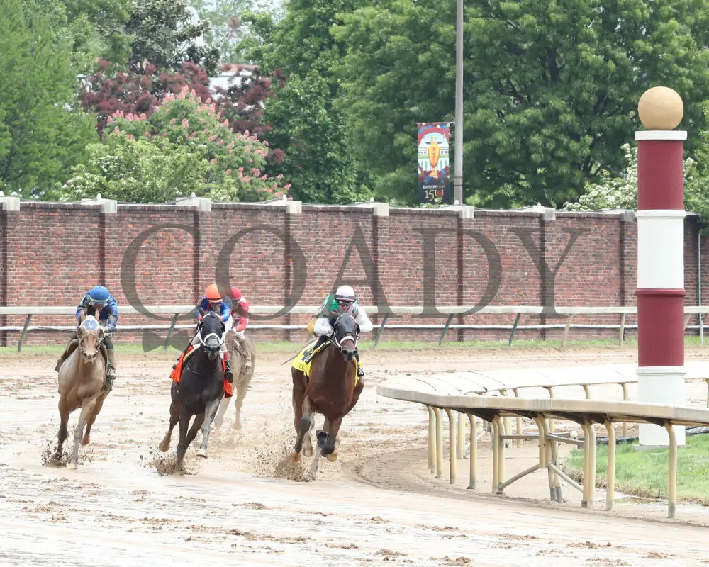 Idiomatic - The Fasig-Tipton La Troienne G1 05-03-24 R05 Cd Turn 01 Churchill Downs