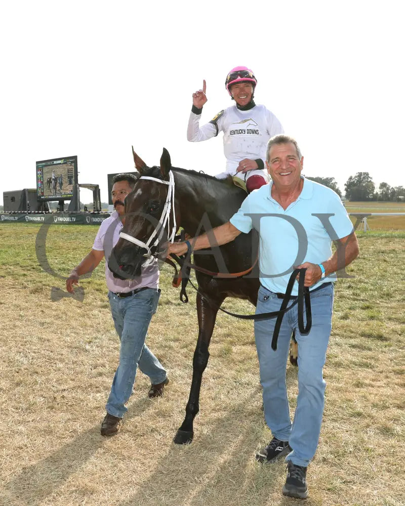 Kathynmarissa - The Pepsi Dueling Grounds Oaks Invitational 09-11-24 R09 Kd Walk In Kentucky Downs