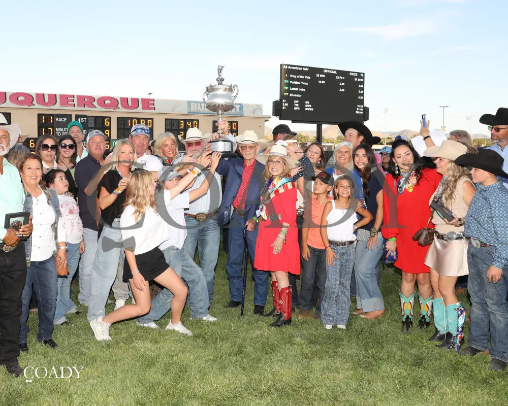 KING OF THE TIDE - All American Quarter Horse Futurity G1 - 09-01-25 - R10 - RUI - Presentation 02 - Coady Media - Kurtis Coady Photography