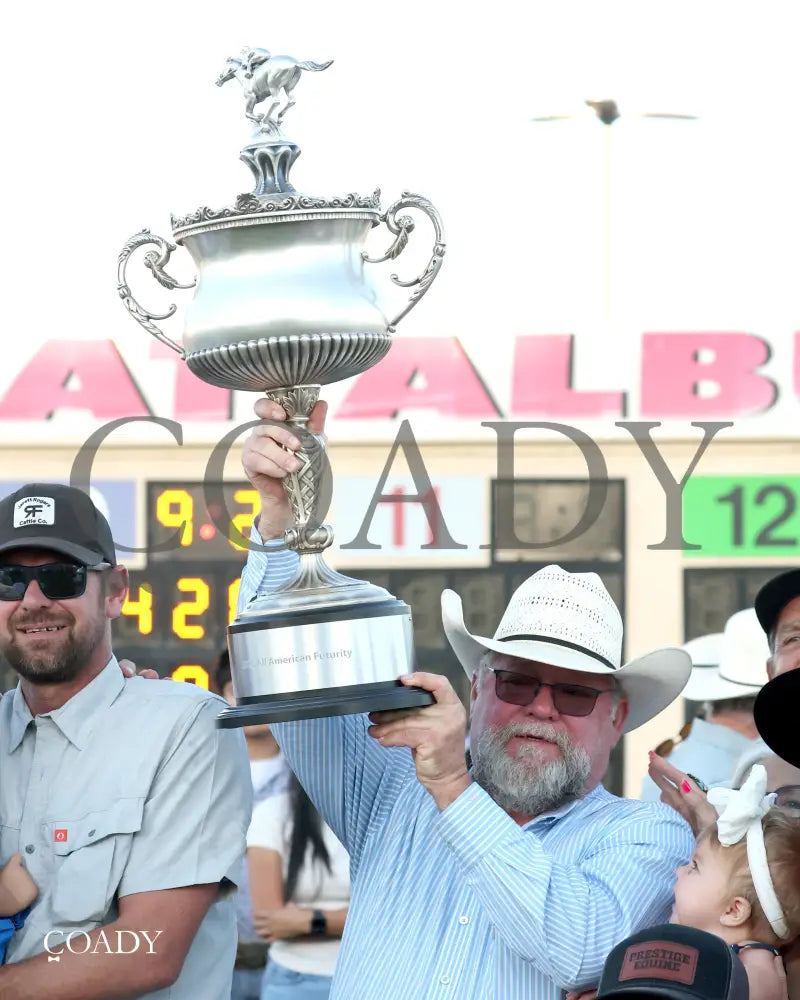 KING OF THE TIDE - All American Quarter Horse Futurity G1 - 09-01-25 - R10 - RUI - Trophy 01 - Coady Media - Kurtis Coady Photography