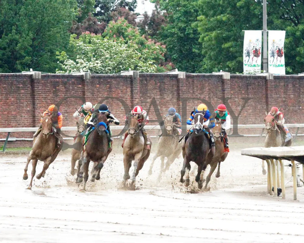 KOPION - 050325 - Race 10 - CD - Turn 01 Churchill Downs
