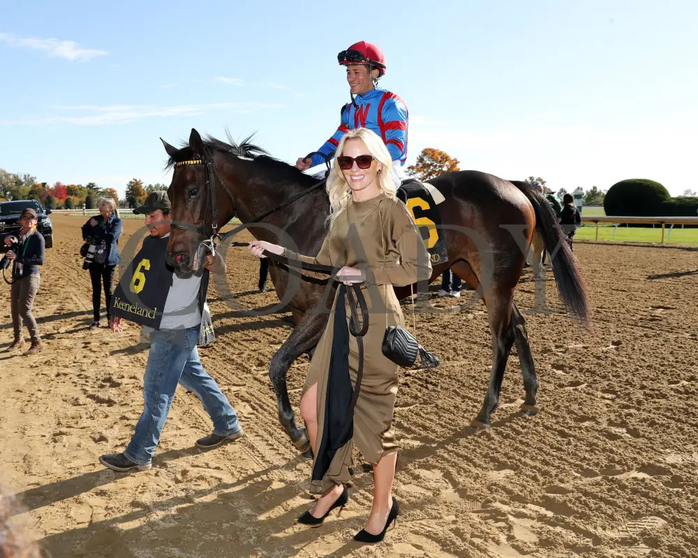 Long Neck Paula - The Bowman Mill 10-26-24 R06 Kee Walk In 01 Keeneland