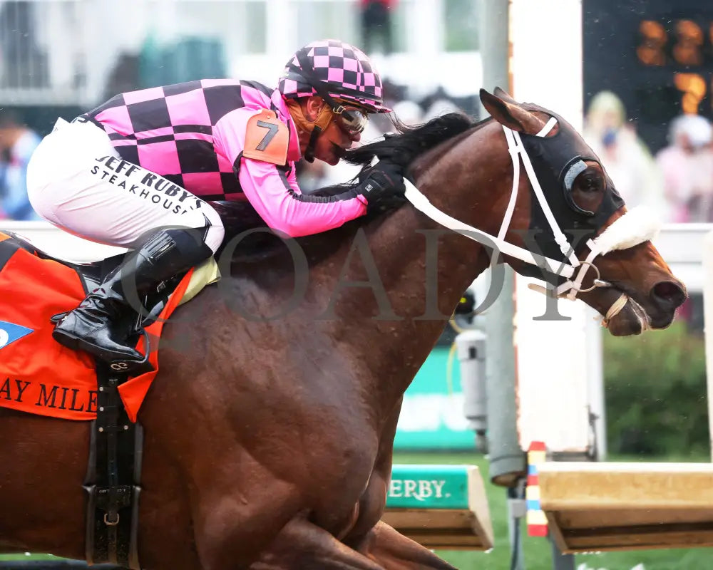 MACHO MUSIC - The Pat Day Mile G2 - 101st Running - 05-03-25 - R06 - CD - Tight Finish 01 Churchill Downs