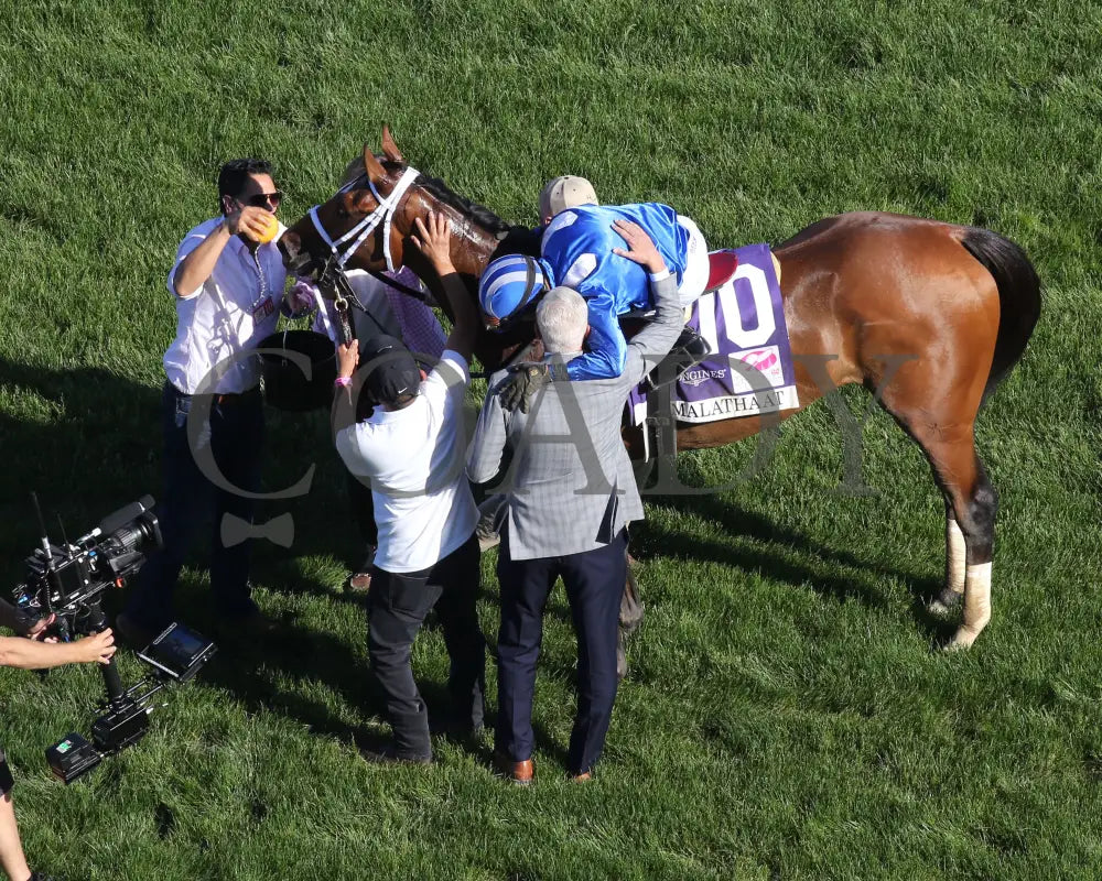 Malathaat - The Kentucky Oaks G1 147Th Running 04-30-21 R11 Cd Aerial Celebration 03 Derby