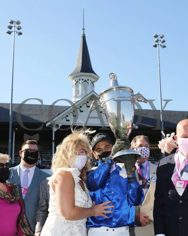 Malathaat - The Kentucky Oaks G1 147Th Running 04-30-21 R11 Cd Trophy Presentation John And Leona
