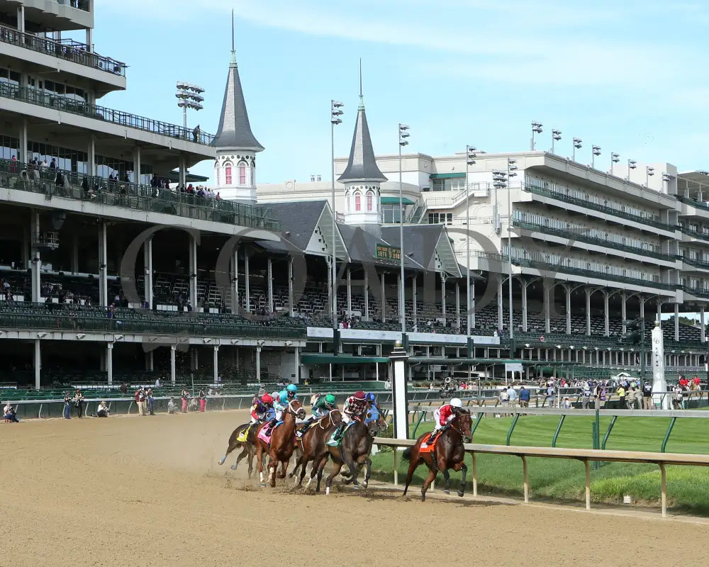 Monomoy Girl - The La Troienne G1 35Th Running 09-04-20 R11 Cd Sweeping Turn 01 Churchill Downs