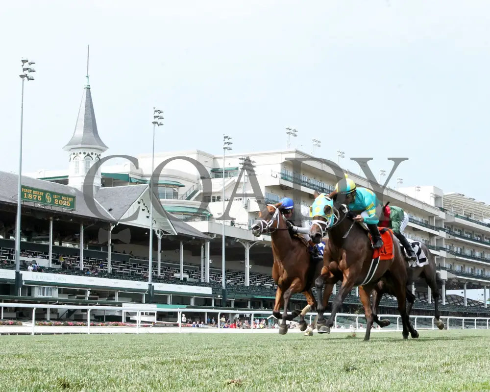 PIN UP BETTY - 062925 - Race 09 - CD - Under Rail 01 Churchill Downs