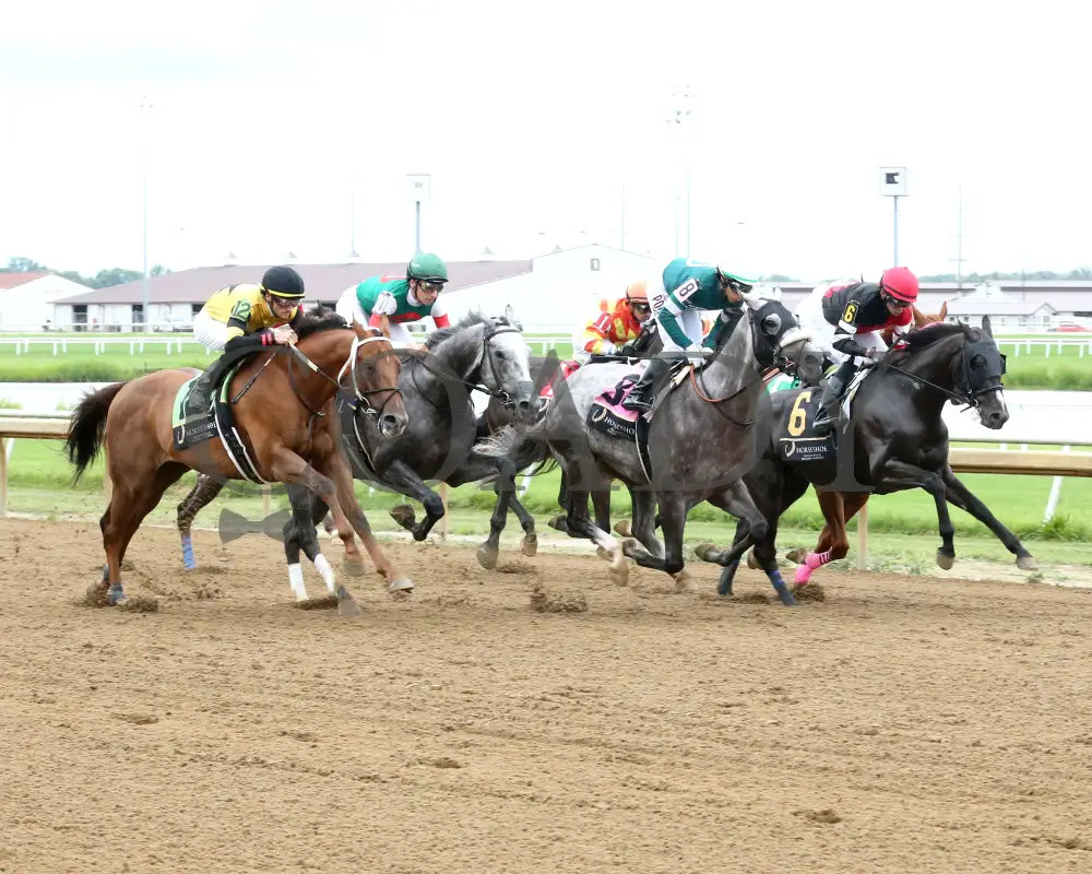 RUN AWAY ROJO The Bucchero 21st Running 08 20 25 R08 Horseshoe Indiana Start 01 Sammantha Pagels Indiana Grand