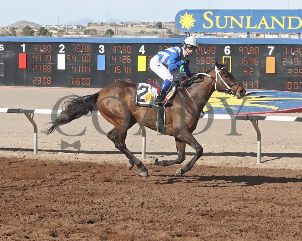RUNNIN N GUNNIN - Sunland Park Oaks - 22nd Running - 02-16-25 - R07 - Sunland Park - Finish Turfway Park