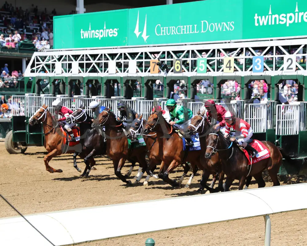 Shedaresthedevil - The La Troienne G1 36Th Running 04-30-21 R08 Cd Inside Start 01 Kentucky Derby