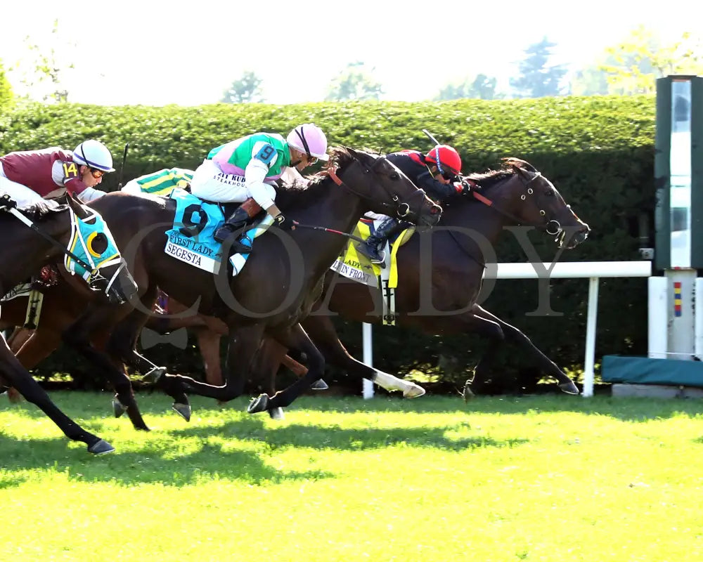 SIMPLY IN FRONT - 100425 - Race 08 - KEE - Finish 01 Keeneland