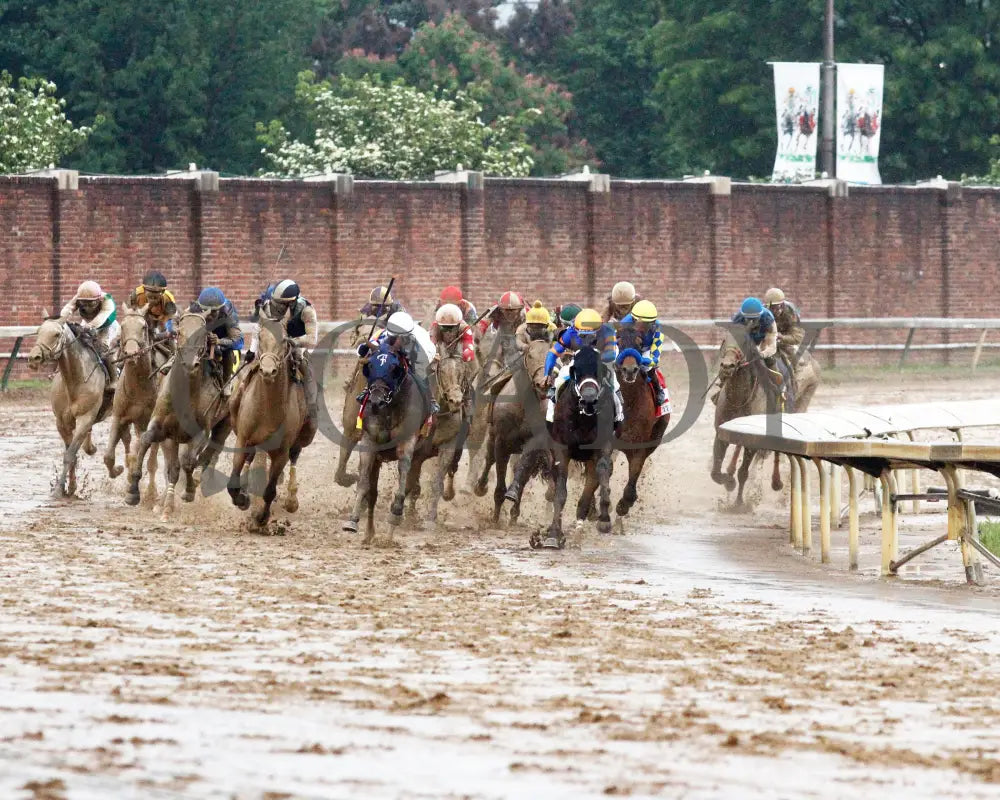 SOVEREIGNTY - 050325 - Race 12 - CD - Turn 01 Churchill Downs