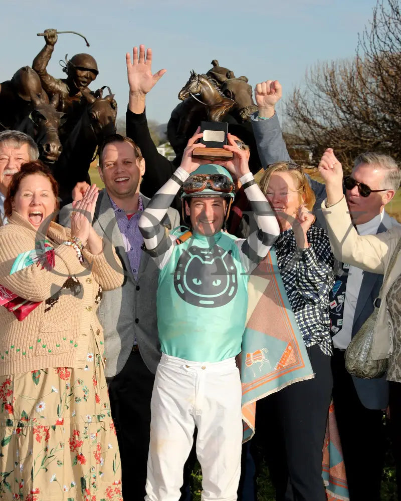 Take Charge Milady - The Martha Washington Stakes 01-25-25 R09 Op Trophy 01 Oaklawn Park
