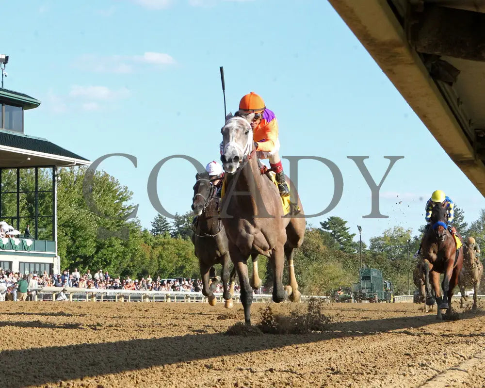 TED NOFFEY - 100425 - Race 09 - KEE - Under Rail 01 Keeneland