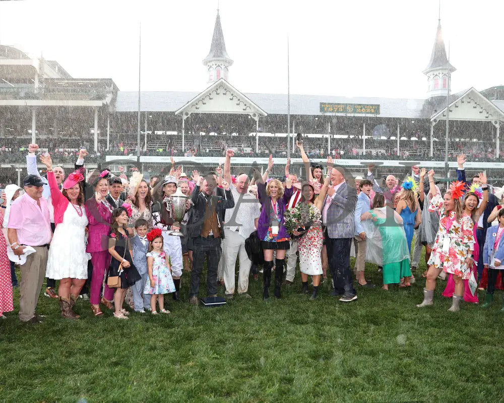 Thorpedo Anna - The Longines Kentucky Oaks G1 05-03-24 R11 Churchill Downs Presentation 03