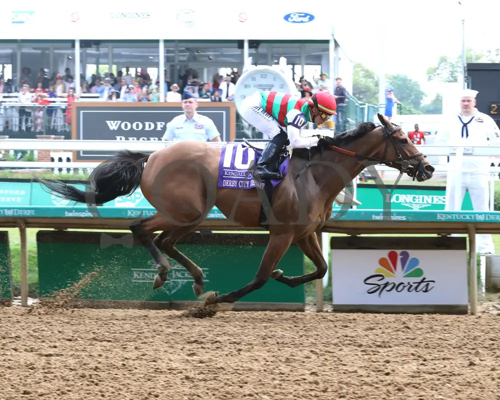 Vahva - The Derby City Distaff G1 05-04-24 R06 Churchill Downs Finish 01 Kurtis Coady
