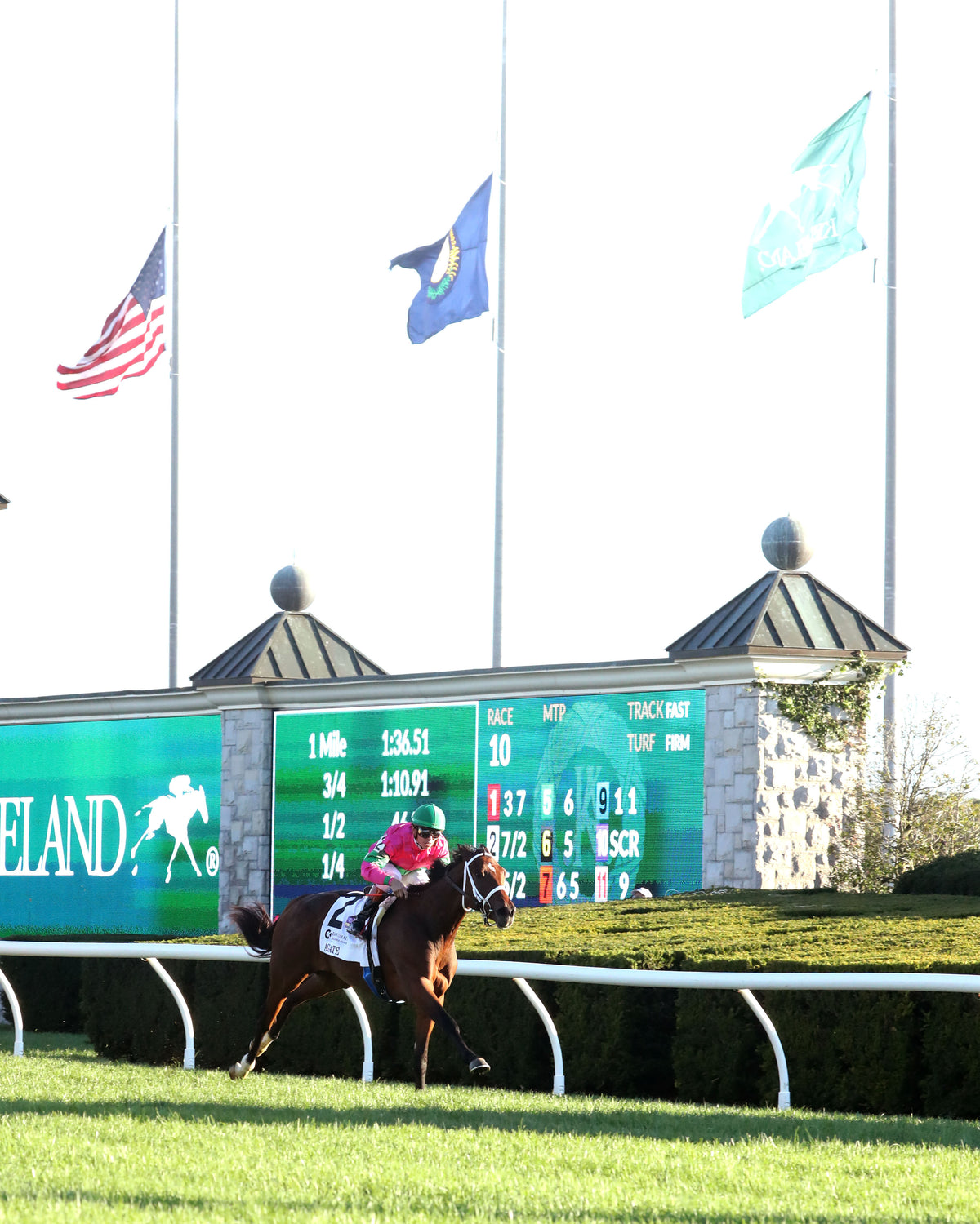 AGATE - 100426 - Race 10 - KEE  The Castle & Key Bourbon G2 - Finish 05