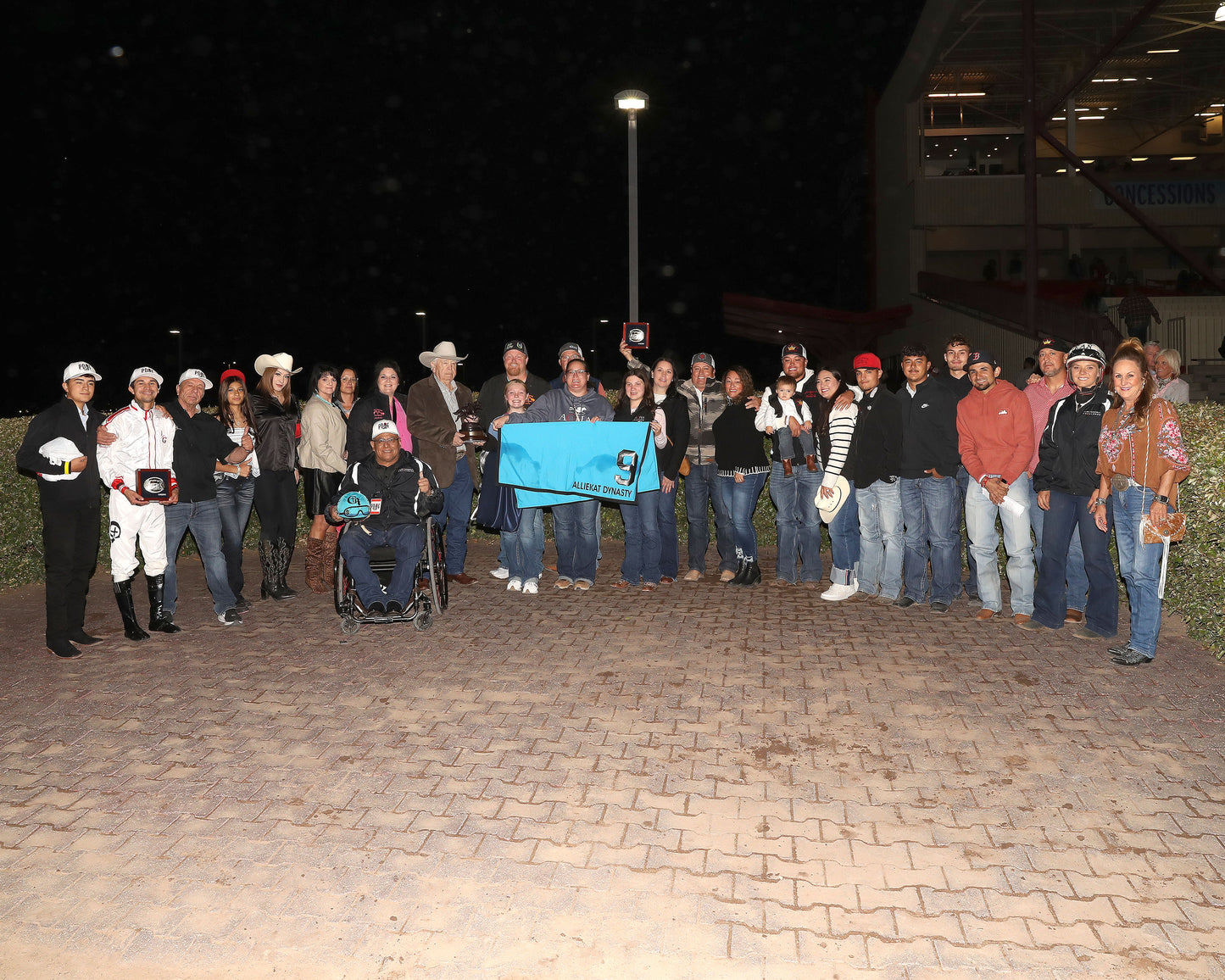 ALLIEKAT DYNASTY - The Cox Ranch Distaff Challenge Championship Gl - 10-18-25 - R07 - The Downs at Albuquerque - Inside Finish 01