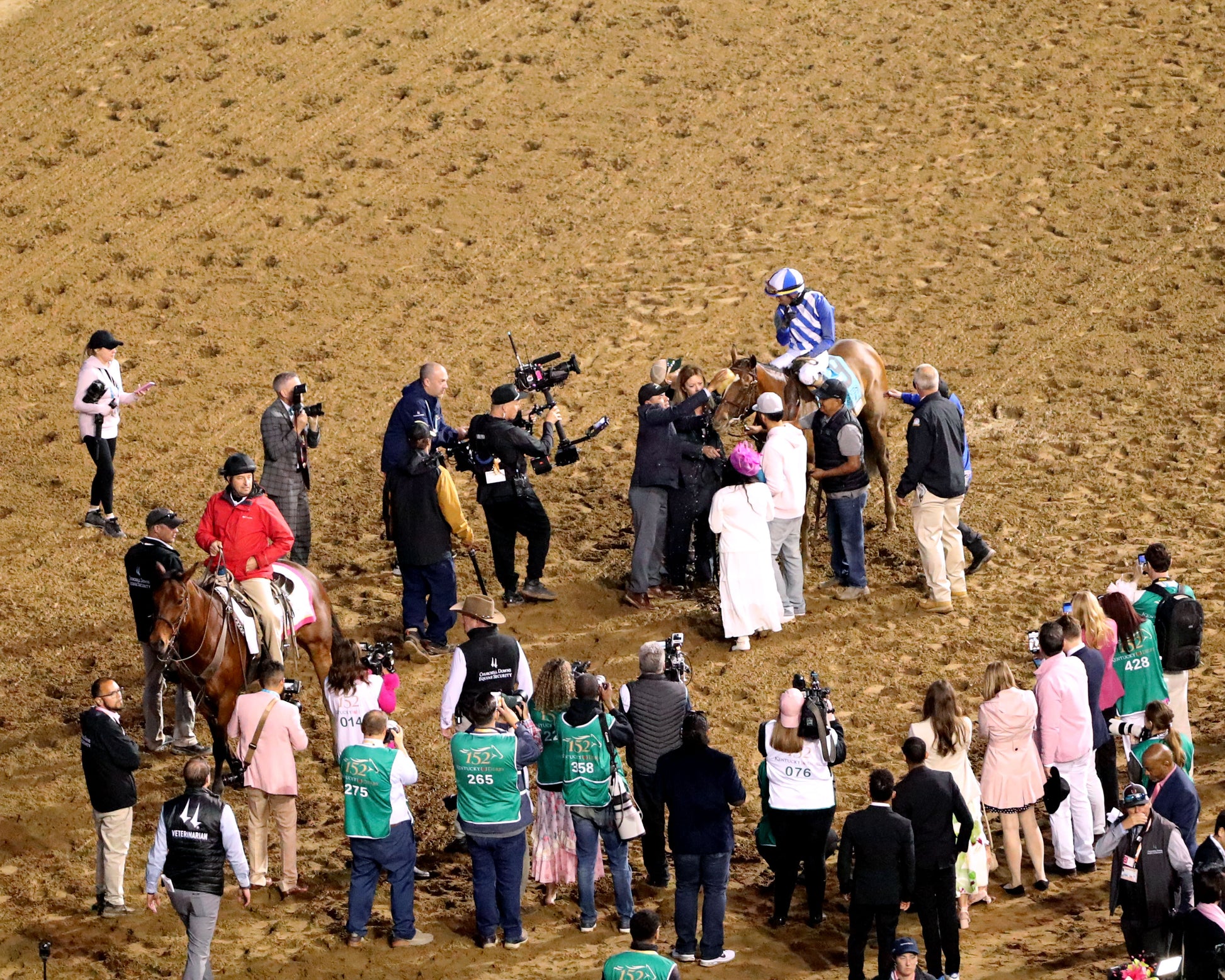 ALWAYS A RUNNER - 050126 - Race 13 - CD  The Longines Kentucky Oaks G1 - 152nd Running - Come Back 01 - Coady Media - Kurtis Coady Photography