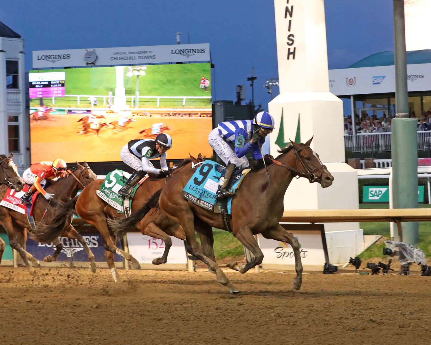 ALWAYS A RUNNER - 050126 - Race 13 - CD  The Longines Kentucky Oaks G1 - 152nd Running - Gallop Out 01