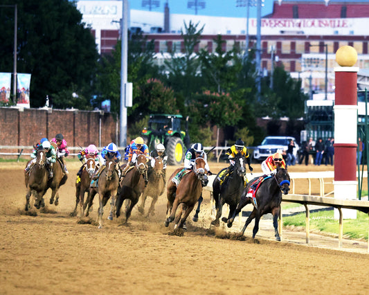 ALWAYS A RUNNER - 050126 - Race 13 - CD  The Longines Kentucky Oaks G1 - 152nd Running - Turn 04