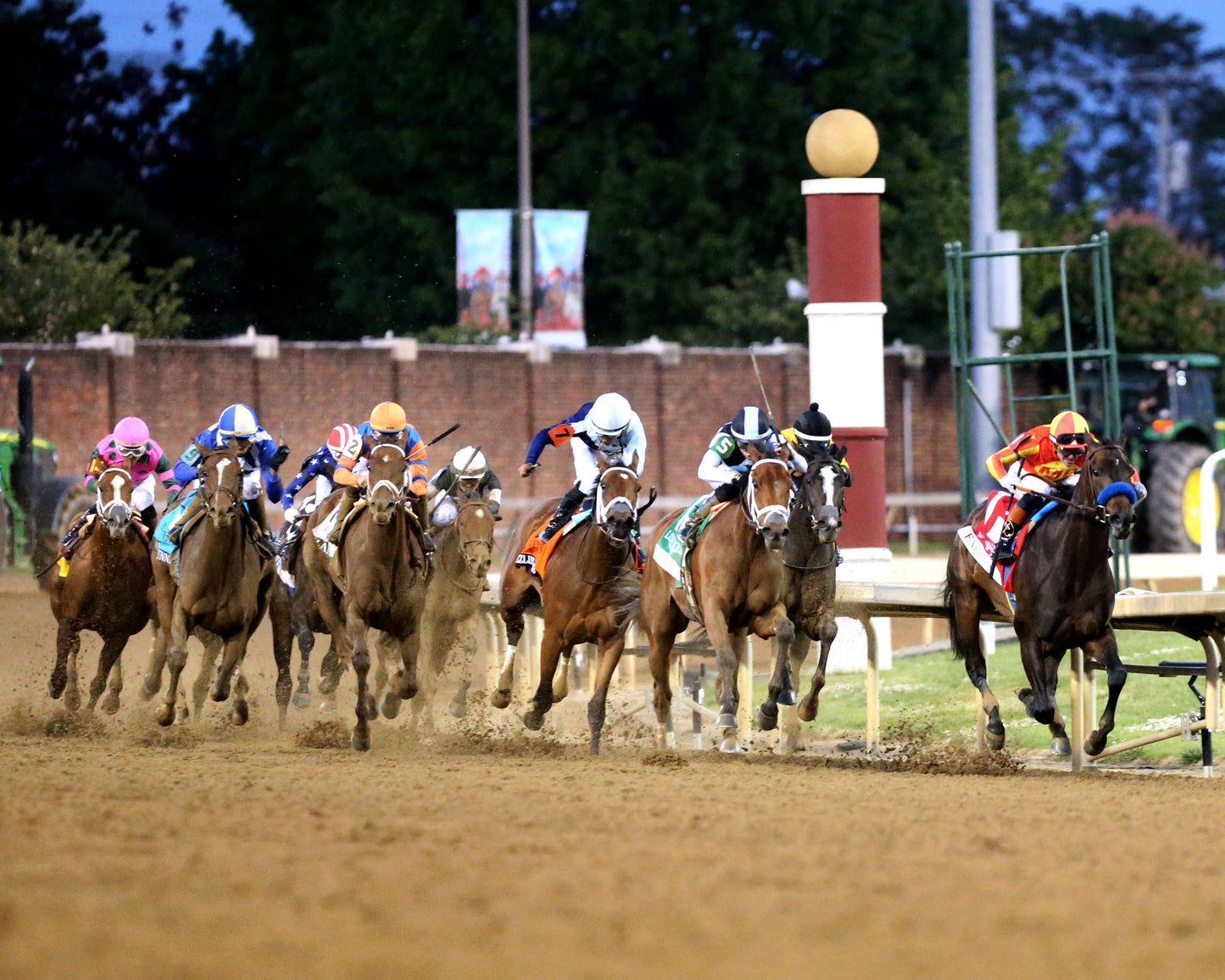 ALWAYS A RUNNER - 050126 - Race 13 - CD  The Longines Kentucky Oaks G1 - 152nd Running - Turn 01 - Coady Media - Kurtis Coady Photography