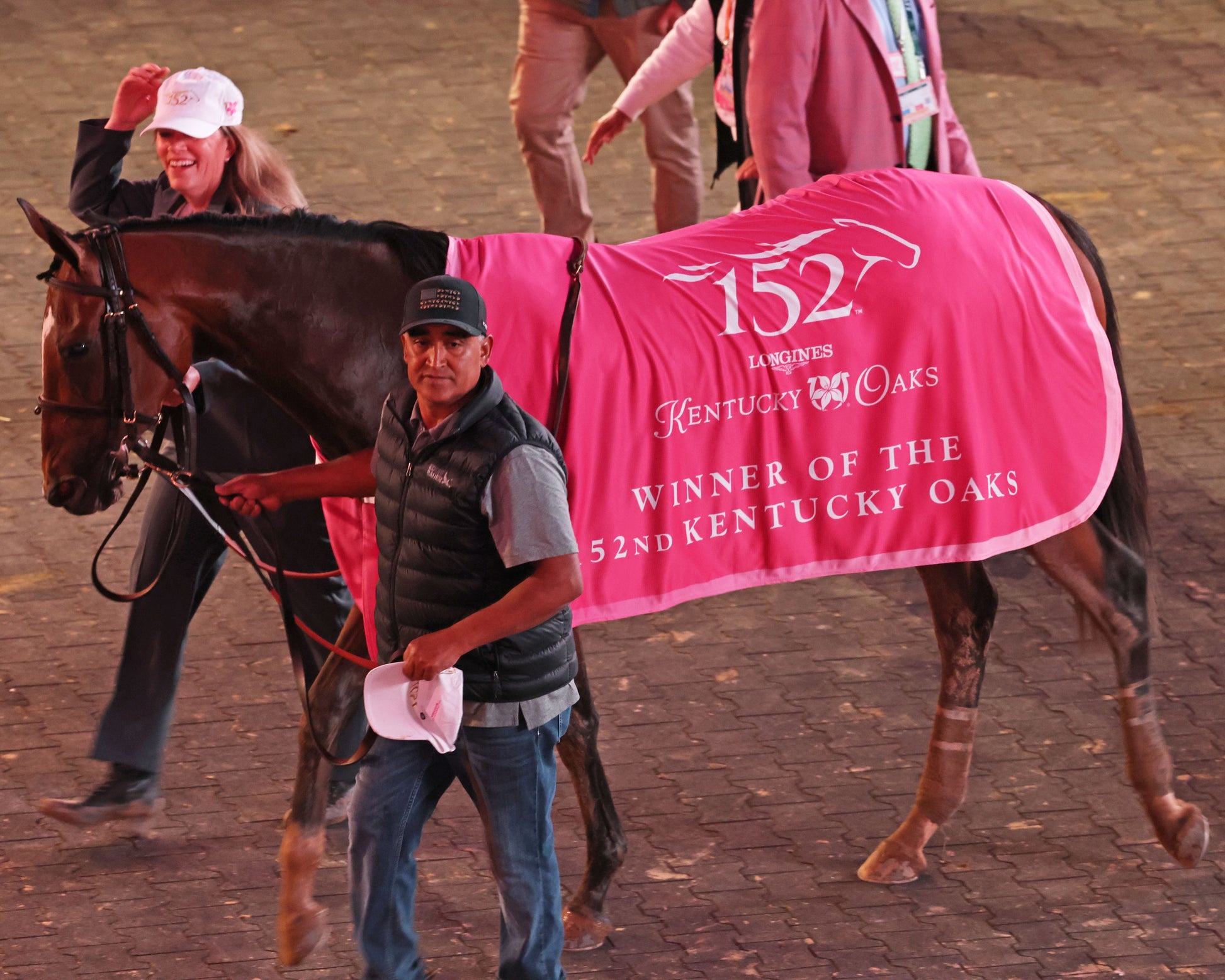 ALWAYS A RUNNER - 050126 - Race 13 - CD  The Longines Kentucky Oaks G1 - 152nd Running - Winners Circle 05 - Coady Media - Kurtis Coady Photography