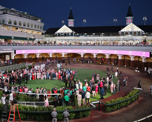 ALWAYS A RUNNER - 050126 - Race 13 - CD  The Longines Kentucky Oaks G1 - 152nd Running - Winner Circle 08