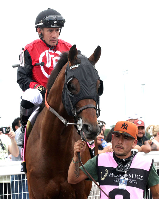 BENDOOG - Michael G Schaefer Memorial - 07-11-26 - R06 - Horseshoe Indiana - Paddock 02 - Casey Cable