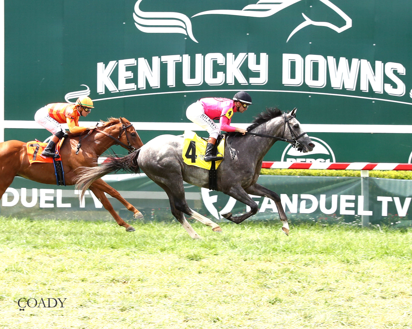 BLINGING IT BACK - 09-10-25 - R02 - KD - Coady Media - Kurtis Coady Photography