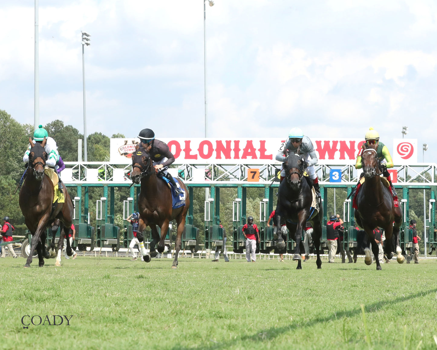 CASA CIELO - The Kitten's Joy Stakes - 09-06-25 - R05 - CNL - Under Rail - First Pass 01 - Coady Media - Kurtis Coady Photography